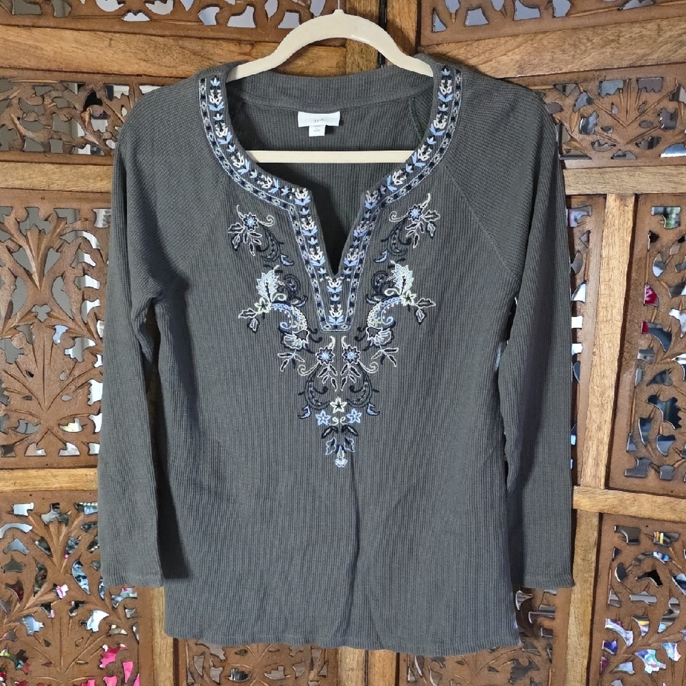 🌟 J.Jill Sage Green Embroidered Tunic
